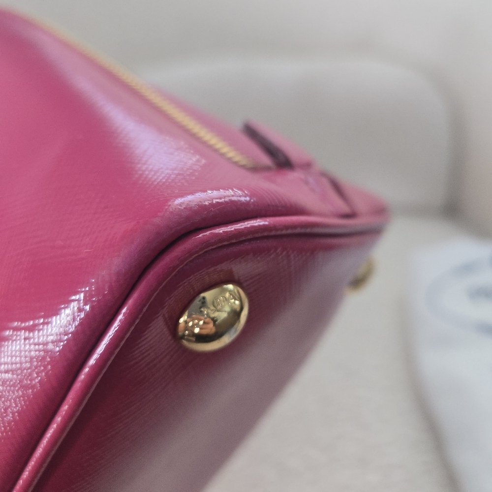 PRADA Promenade Small Saffiano Vernice Bag – Peonia Pink - Picture 12 of 17